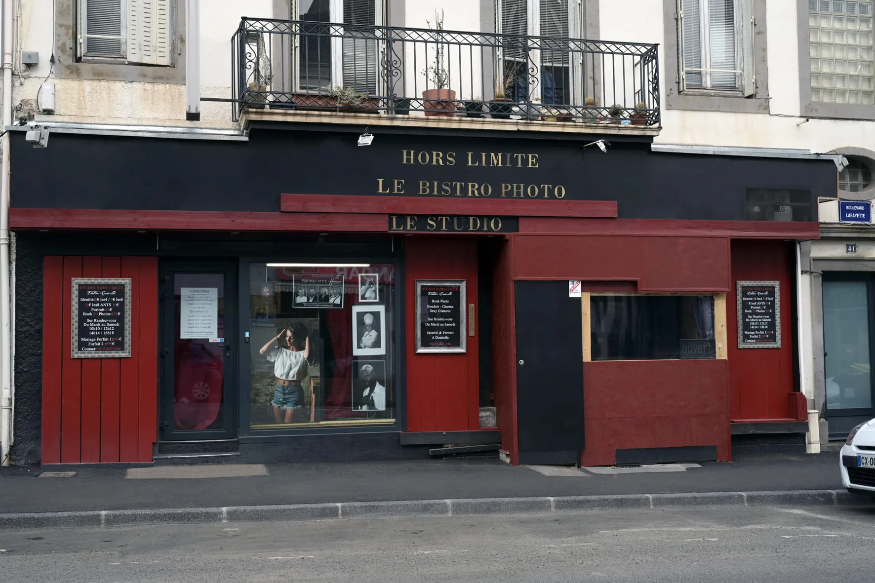 Façade du bar à photos